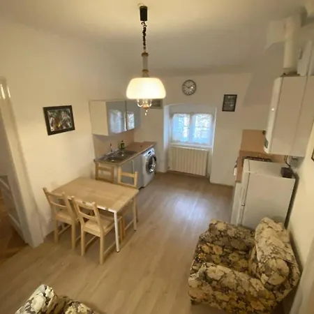 Eastnortheast Wind Apartment