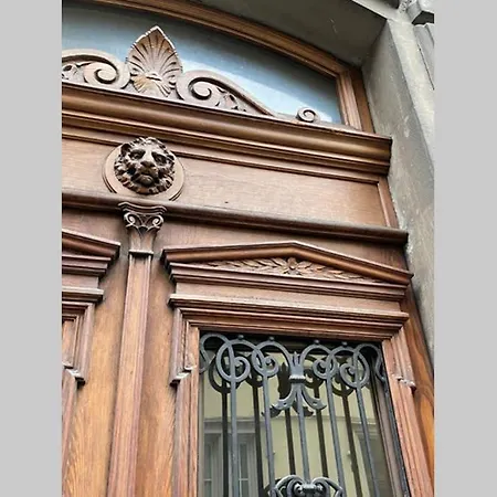 Eastnortheast Wind Τεργέστη